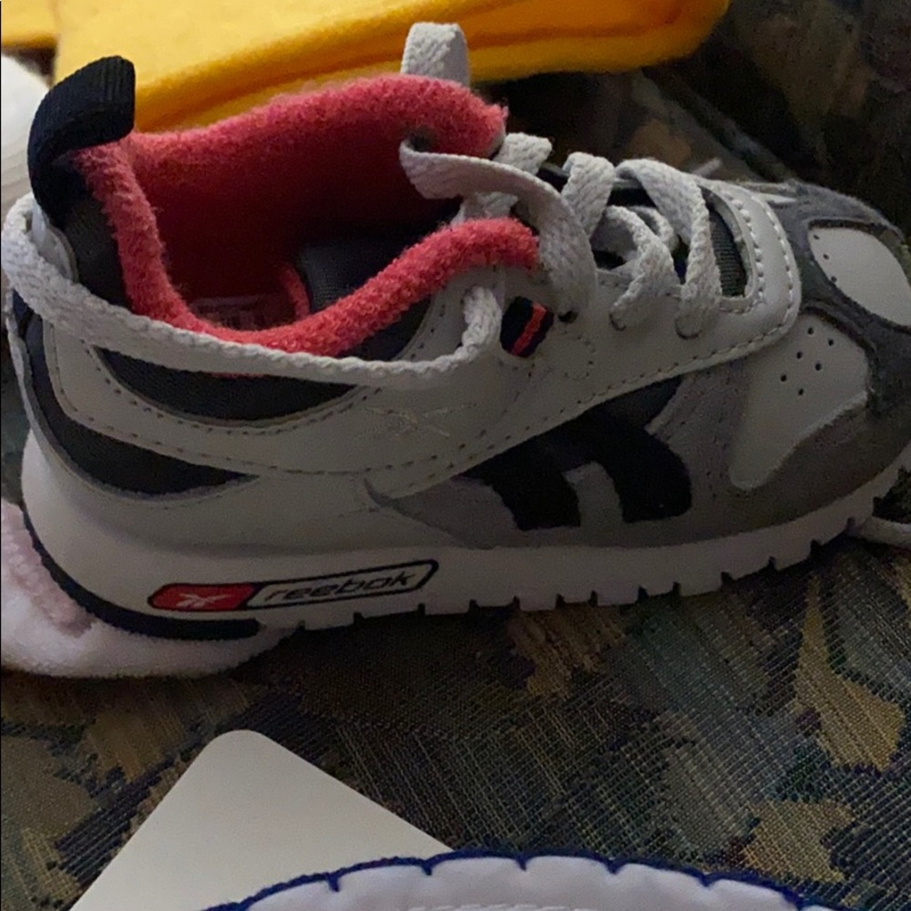 Infant reebok